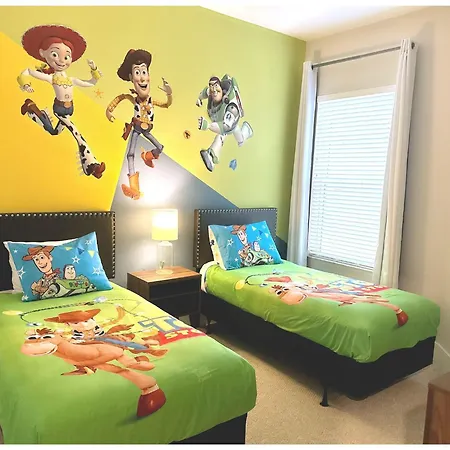 Your Dream Getaway: Brand New Family Villa Just 5 Mins From Disney W Free Resort Access